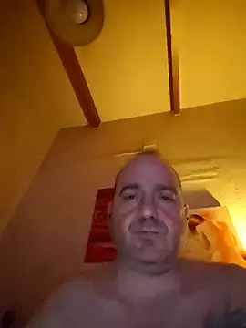 Snapshot of Pollagorda_34877 chatting on April 12, 2:15 am Pollagorda 34877 online show from April 12, 2:15 am