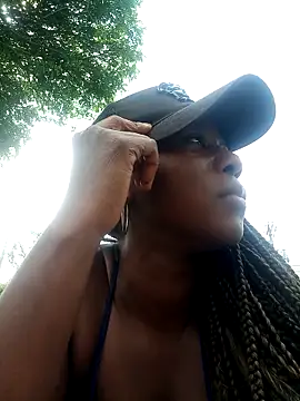 MONIQUE-LAMOUR online show from March 1, 7:36 pm