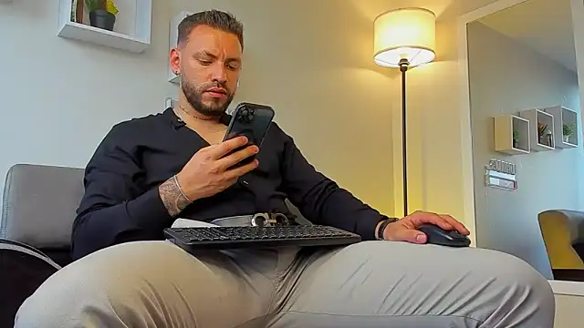 DIMITRI MASTEER online show from November 17, 9:52 pm