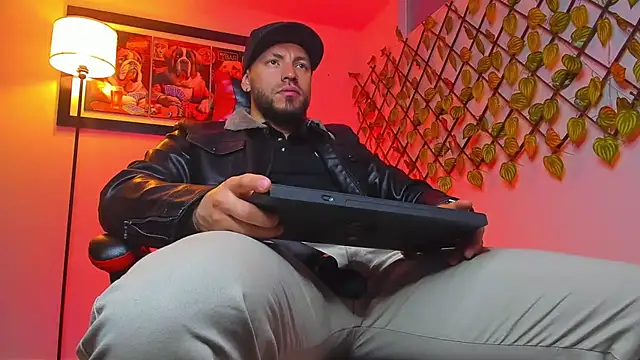 DIMITRI MASTEER online show from November 30, 9:59 pm