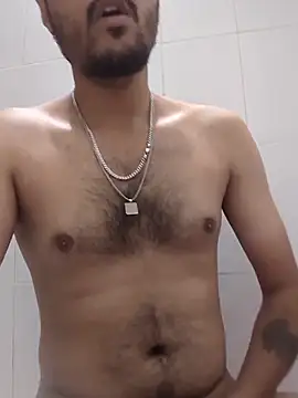 Snapshot of joywithzara chatting on December 17, 2:22 pm joywithzara online show from December 17, 2:22 pm