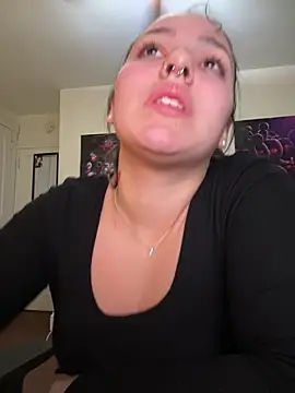 babykalirose online show from March 5, 8:55 am