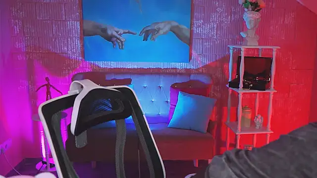 Snapshot of KimClarks_ chatting on November 7, 8:08 am KimClarks online show from November 7, 8:08 am