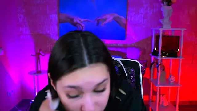 KimClarks  online show from February 22, 3:09 am