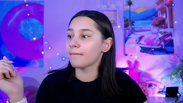 KimClarks  online show from November 17, 11:58 am