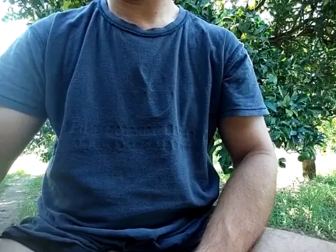 Snapshot of stefanoss321 chatting on September 15, 8:15 am stefanoss321 online show from September 15, 8:15 am