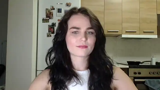 Silviaa a online show from September 17, 7:27 pm