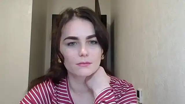 Silviaa a online show from December 15, 2:23 pm