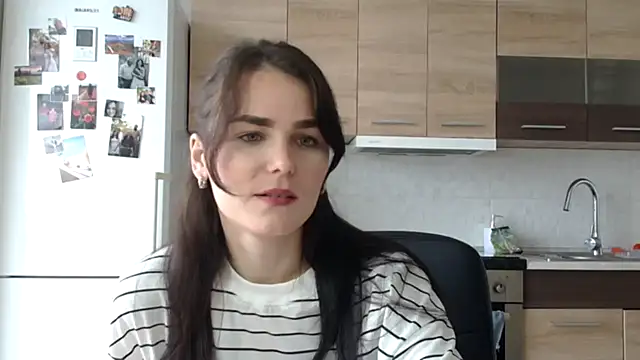 Silviaa a online show from September 30, 1:06 pm