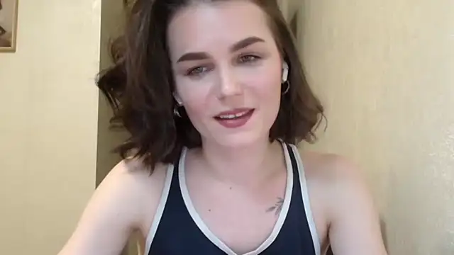 Snapshot of Silviaa_a chatting on May 2, 7:19 pm Silviaa a online show from May 2, 7:19 pm