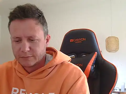 TroyDieselXXX online show from February 18, 6:44 am