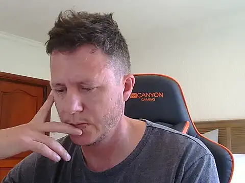 TroyDieselXXX online show from March 28, 7:09 am