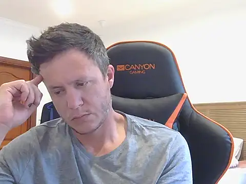 TroyDieselXXX online show from September 20, 5:01 am