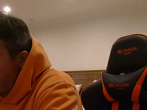 TroyDieselXXX online show from March 8, 7:17 pm