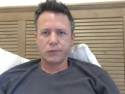 Snapshot of TroyDieselXXX chatting on June 4, 5:56 am TroyDieselXXX online show from June 4, 5:56 am
