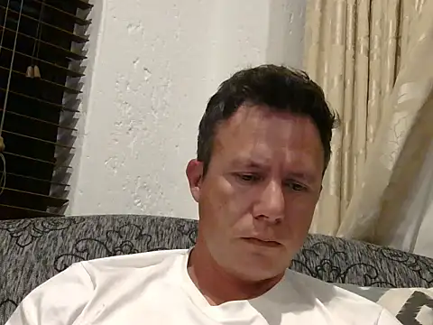 Snapshot of TroyDieselXXX chatting on December 15, 8:14 pm TroyDieselXXX online show from December 15, 8:14 pm