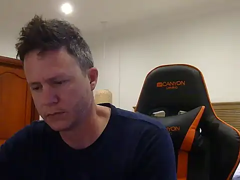 TroyDieselXXX online show from April 13, 5:33 am