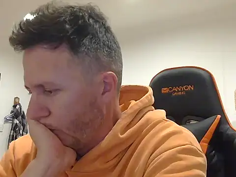 TroyDieselXXX online show from March 25, 6:18 pm