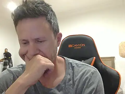 TroyDieselXXX online show from February 24, 3:51 am