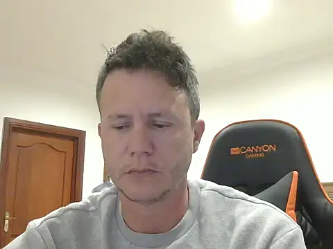 TroyDieselXXX online show from April 16, 4:13 am