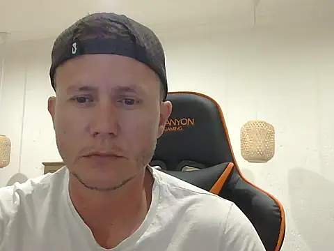 TroyDieselXXX online show from March 30, 5:03 pm