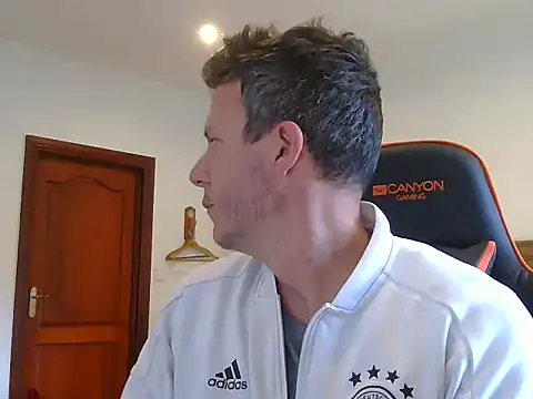 TroyDieselXXX online show from March 17, 5:10 am