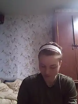 MoonIrene online show from March 3, 4:36 pm