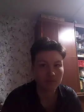 MoonIrene online show from February 11, 10:15 am