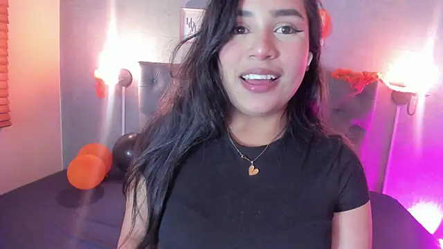 GiannaSlimJB online show from October 5, 3:19 am