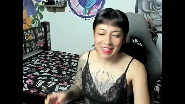 Luna0ciaran online show from November 25, 7:52 am