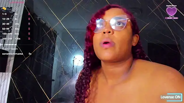 Snapshot of Alaia_Gutierrez chatting on November 4, 12:03 am Alaia Gutierrez online show from November 4, 12:03 am