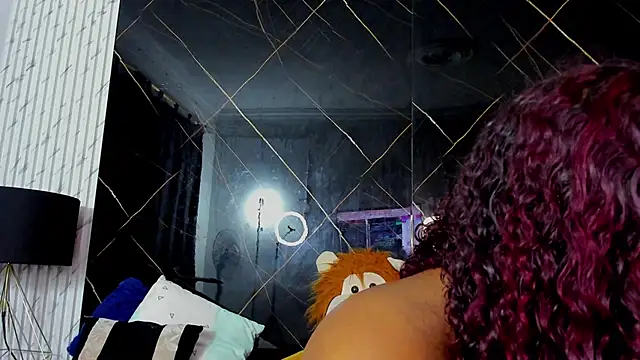 Alaia Gutierrez online show from January 11, 10:38 pm