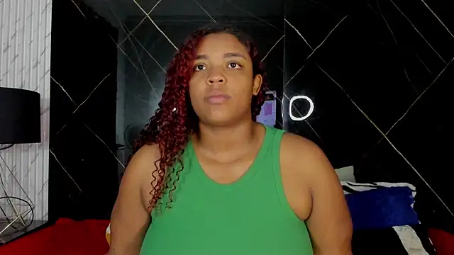 Snapshot of Alaia_Gutierrez chatting on September 12, 8:19 pm Alaia Gutierrez online show from September 12, 8:19 pm