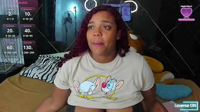 Snapshot of Alaia_Gutierrez chatting on November 9, 11:42 pm Alaia Gutierrez online show from November 9, 11:42 pm