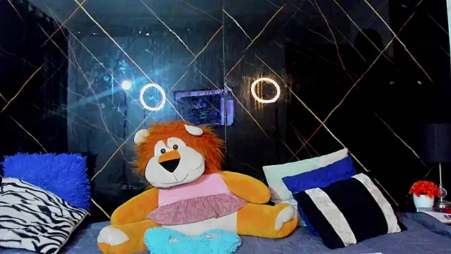 Snapshot of Alaia_Gutierrez chatting on November 26, 9:26 pm Alaia Gutierrez online show from November 26, 9:26 pm