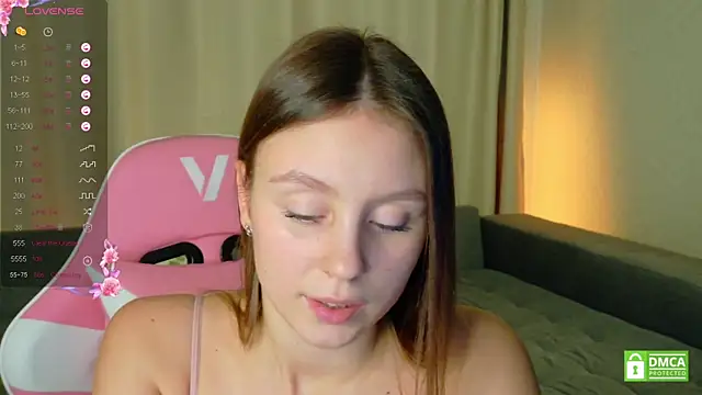 Snapshot of sweet_loopy chatting on October 10, 6:31 pm sweet loopy online show from October 10, 6:31 pm