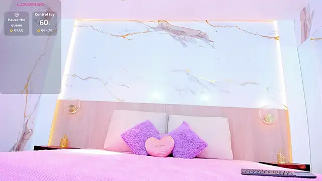 Snapshot of susan_elliot chatting on November 29, 11:43 am susan elliot online show from November 29, 11:43 am