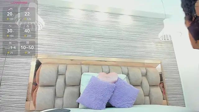 Snapshot of susan_elliot chatting on November 17, 11:25 am susan elliot online show from November 17, 11:25 am