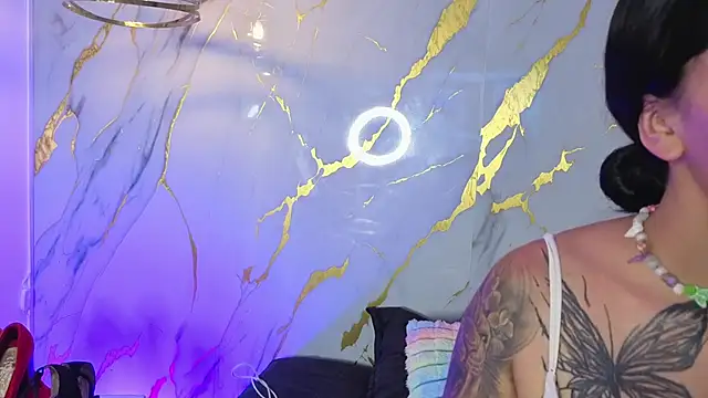 Scaarlettfox online show from April 1, 7:33 pm