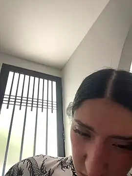 Scaarlettfox online show from February 20, 6:43 pm