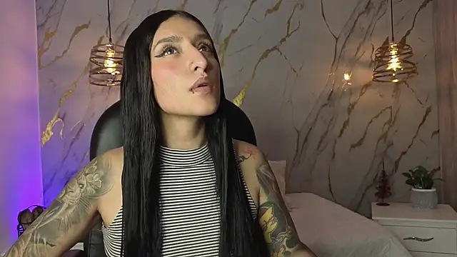 Scaarlettfox online show from February 4, 6:03 pm