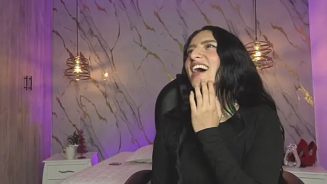 Scaarlettfox online show from December 5, 2:04 pm