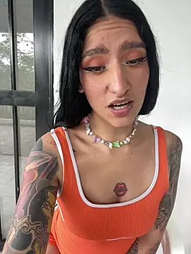 Scaarlettfox online show from February 19, 6:38 pm