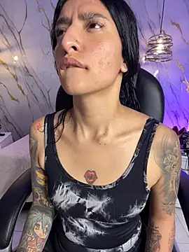 Scaarlettfox online show from February 23, 7:25 pm