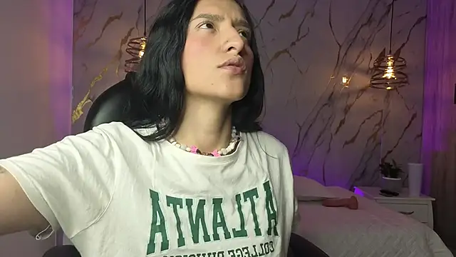 Scaarlettfox online show from December 4, 7:35 pm