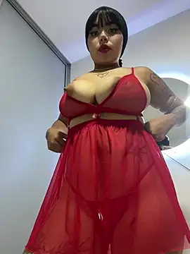 lucialauper  online show from July 10, 12:10 am
