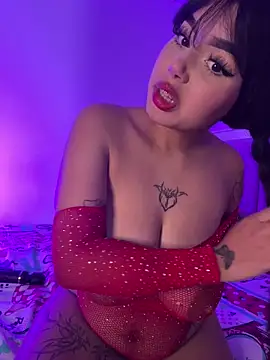 lucialauper  online show from March 11, 11:54 pm