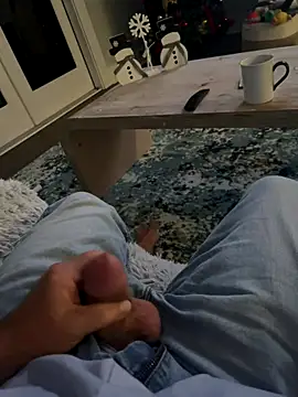 cyclone1212 online show from December 17, 5:07 pm