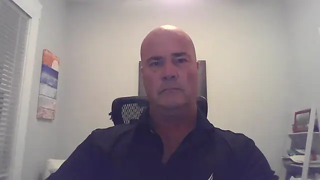 Snapshot of cyclone1212 chatting on June 29, 9:16 am cyclone1212 online show from June 29, 9:16 am