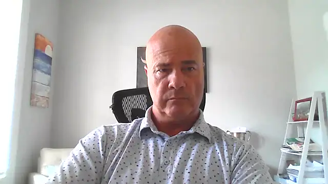 Snapshot of cyclone1212 chatting on June 10, 12:06 pm cyclone1212 online show from June 10, 12:06 pm